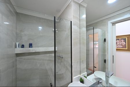Apartamento à venda com 56m², 2 quartos e 2 vagasBanheiro do Quarto 2