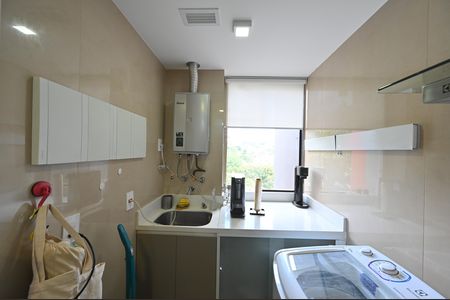 Lavanderia de apartamento para alugar com 2 quartos, 56m² em Mirandópolis, São Paulo