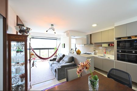 Apartamento à venda com 56m², 2 quartos e 2 vagasSala