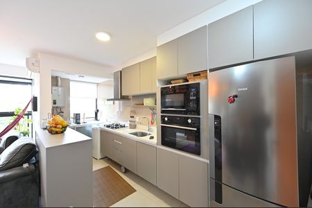 Cozinha de apartamento para alugar com 2 quartos, 56m² em Mirandópolis, São Paulo