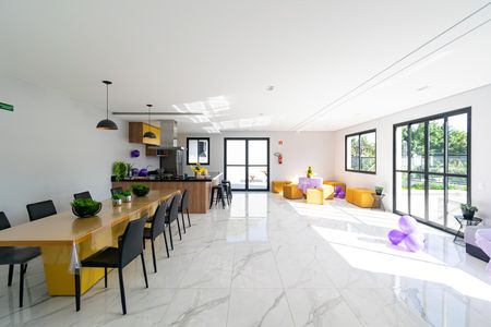 Apartamento à venda com 56m², 2 quartos e 2 vagas Apartamento à venda com 56m², 2 quartos e 2 vagasSalão de Festas