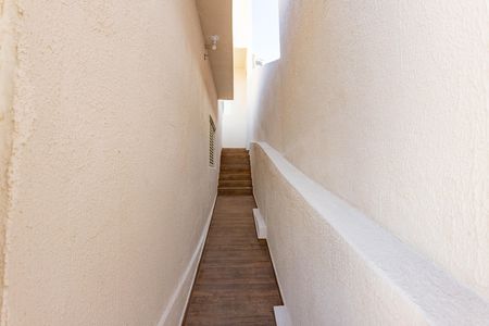 Studio para alugar com 40m², 1 quarto e sem vaga Studio para alugar com 40m², 1 quarto e sem vagaEntrada