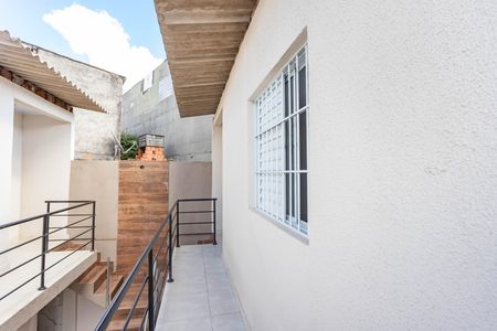 Studio para alugar com 40m², 1 quarto e sem vaga Studio para alugar com 40m², 1 quarto e sem vagaEntrada