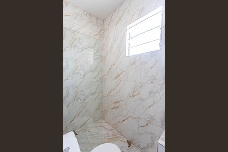 Kitnet banheiro  de kitnet/studio para alugar com 1 quarto, 40m² em Jardim Miriam, São Paulo