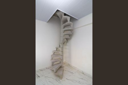 Sala/Cozinha de casa para alugar com 1 quarto, 40m² em Jardim Miriam, São Paulo