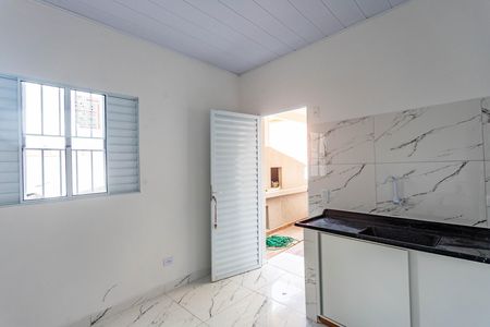 Studio - cozinha  de casa para alugar com 1 quarto, 40m² em Jardim Miriam, São Paulo
