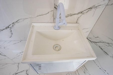 Casa para alugar com 40m², 1 quarto e sem vaga Casa para alugar com 40m², 1 quarto e sem vagaStudio - banheiro