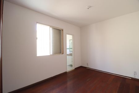 Apartamento para alugar com 140m², 3 quartos e 2 vagasQuarto 2 - Suíte