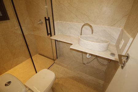 Apartamento à venda com 105m², 3 quartos e 2 vagasbanheiro 2