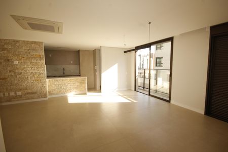 Apartamento à venda com 105m², 3 quartos e 2 vagassala