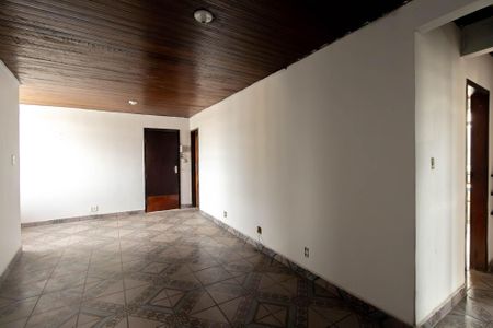 Apartamento para alugar com 150m², 3 quartos e sem vagaSala