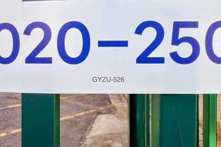 GYZU-526 de casa à venda com 2 quartos, 70m² em Cambuci, São Paulo