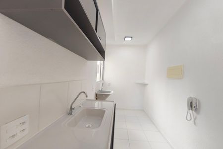 Cozinha de apartamento à venda com 2 quartos, 40m² em Jardim do Lago Continuacao, Campinas
