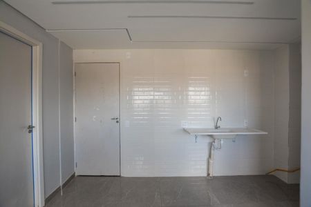 COZINHA de kitnet/studio para alugar com 2 quartos, 33m² em Jardim Gilda Maria, São Paulo