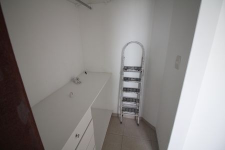 Apartamento para alugar com 178m², 4 quartos e 2 vagasCloset Quarto 1