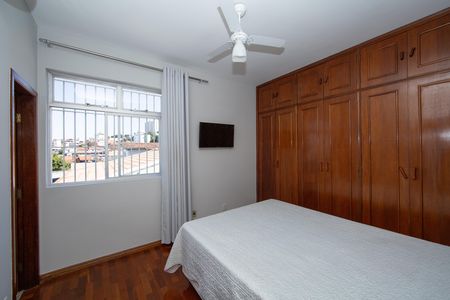 Apartamento à venda com 90m², 3 quartos e 2 vagas Apartamento à venda com 90m², 3 quartos e 2 vagasQUARTO3