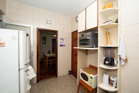 COZINHA de apartamento à venda com 3 quartos, 90m² em Caiçaras, Belo Horizonte