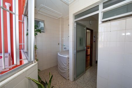 Apartamento à venda com 90m², 3 quartos e 2 vagas Apartamento à venda com 90m², 3 quartos e 2 vagasAREA DE SERVICO