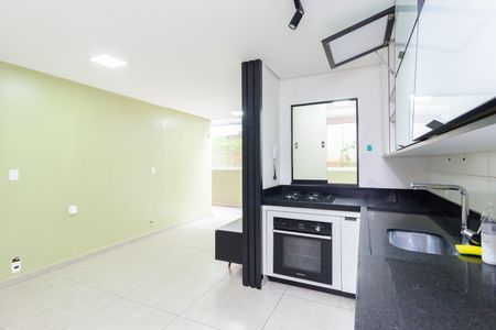 Cozinha de apartamento para alugar com 2 quartos, 70m² em Piqueri, São Paulo