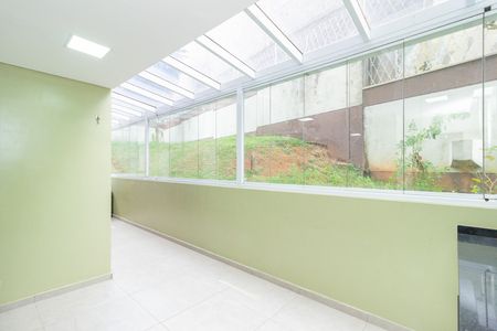 Apartamento para alugar com 70m², 2 quartos e 1 vaga Apartamento para alugar com 70m², 2 quartos e 1 vagaCorredor