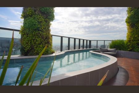 Studio para alugar com 40m², 1 quarto e 1 vaga Studio para alugar com 40m², 1 quarto e 1 vagaÁrea comum - Piscina