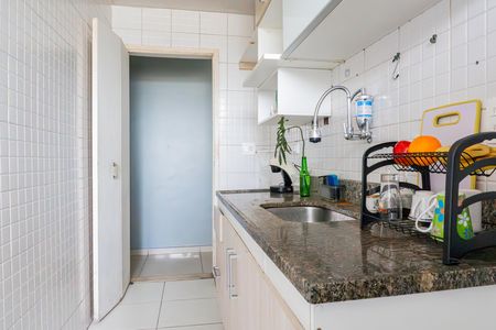 Apartamento à venda com 2 quartos, 58m² em Mangueira, Rio de Janeiro