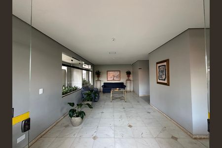 Apartamento para alugar com 75m², 3 quartos e 2 vagas Apartamento para alugar com 75m², 3 quartos e 2 vagasHall de entrada