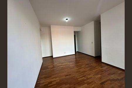 Sala de apartamento para alugar com 3 quartos, 75m² em Alphaville Industrial, Barueri