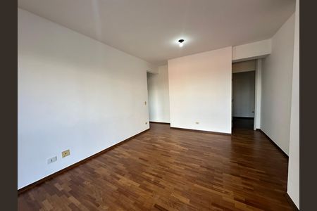Apartamento para alugar com 75m², 3 quartos e 2 vagas Apartamento para alugar com 75m², 3 quartos e 2 vagasSala