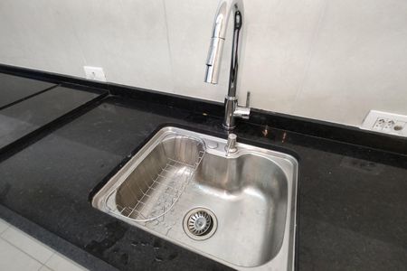 Cozinha  de apartamento para alugar com 2 quartos, 45m² em Barra Olímpica, Rio de Janeiro