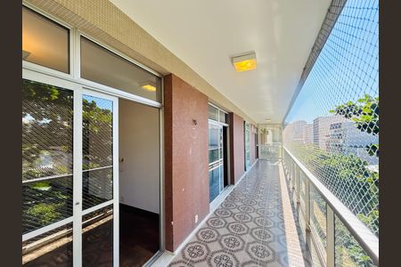 Apartamento para alugar com 3 quartos, 130m² em Botafogo, Rio de Janeiro