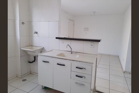 Cozinha de apartamento para alugar com 2 quartos, 45m² em Jardim Ansalca, Guarulhos