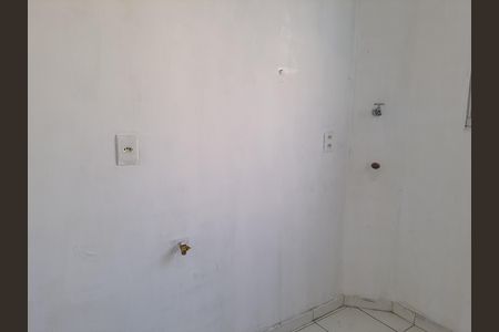 Sala de apartamento para alugar com 2 quartos, 45m² em Jardim Ansalca, Guarulhos