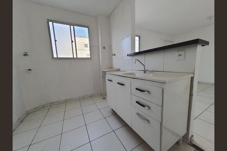 Cozinha de apartamento para alugar com 2 quartos, 45m² em Jardim Ansalca, Guarulhos