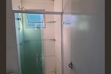 Banheiro de apartamento para alugar com 2 quartos, 45m² em Jardim Ansalca, Guarulhos