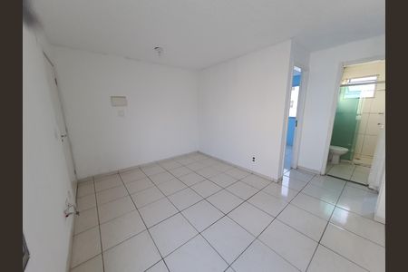Sala de apartamento para alugar com 2 quartos, 45m² em Jardim Ansalca, Guarulhos