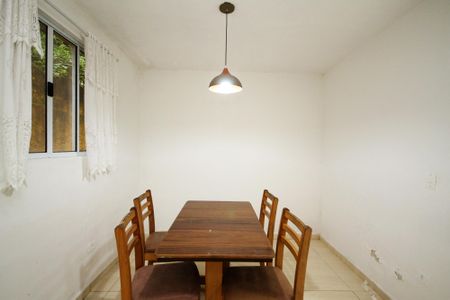 Casa de condomínio para alugar com 264m², 3 quartos e 10 vagas Casa de condomínio para alugar com 264m², 3 quartos e 10 vagasSala de Jantar