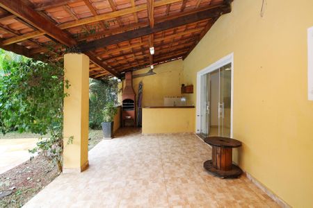 Casa de condomínio para alugar com 264m², 3 quartos e 10 vagas Casa de condomínio para alugar com 264m², 3 quartos e 10 vagasChurrasqueira