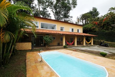 Casa de condomínio para alugar com 264m², 3 quartos e 10 vagas Casa de condomínio para alugar com 264m², 3 quartos e 10 vagasFachada Casa