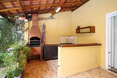 Casa de condomínio para alugar com 264m², 3 quartos e 10 vagas Casa de condomínio para alugar com 264m², 3 quartos e 10 vagasChurrasqueira