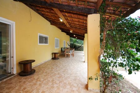 Casa de condomínio para alugar com 264m², 3 quartos e 10 vagas Casa de condomínio para alugar com 264m², 3 quartos e 10 vagasVaranda