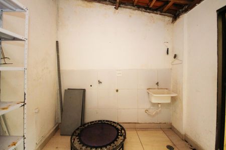 Lavanderia de casa de condomínio para alugar com 3 quartos, 264m² em Chácara Represinha, Cotia