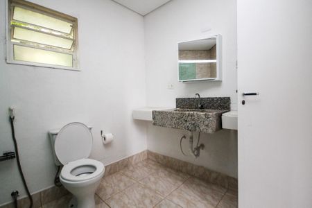 Casa de condomínio para alugar com 264m², 3 quartos e 10 vagas Casa de condomínio para alugar com 264m², 3 quartos e 10 vagasBanheiro Suíte