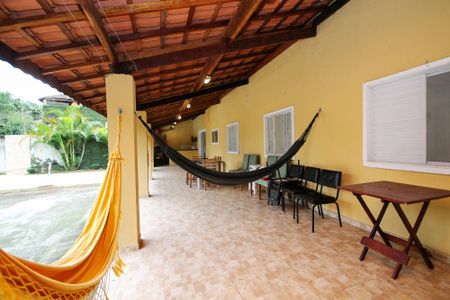 Casa de condomínio para alugar com 264m², 3 quartos e 10 vagas Casa de condomínio para alugar com 264m², 3 quartos e 10 vagasVaranda