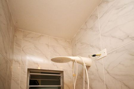 Casa de condomínio para alugar com 264m², 3 quartos e 10 vagas Casa de condomínio para alugar com 264m², 3 quartos e 10 vagasLavabo