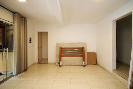 Casa de condomínio para alugar com 264m², 3 quartos e 10 vagas Casa de condomínio para alugar com 264m², 3 quartos e 10 vagasSala de Estar