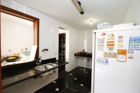 Cozinha de casa à venda com 6 quartos, 400m² em São Bento, Belo Horizonte