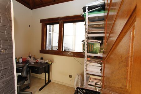 Escritório de casa à venda com 6 quartos, 400m² em São Bento, Belo Horizonte