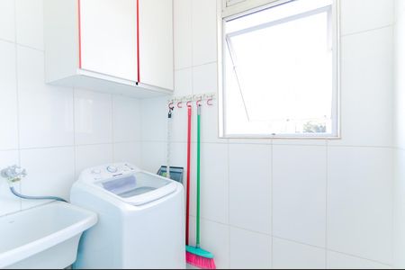 Apartamento à venda com 65m², 2 quartos e 1 vagaÁrea de Serviço