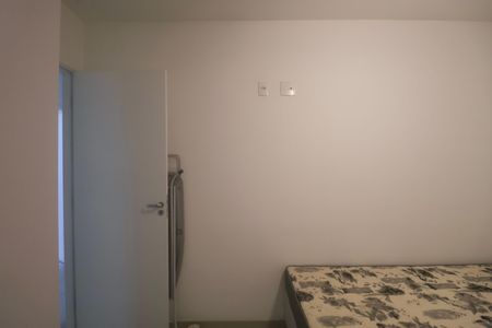 Apartamento para alugar com 86m², 3 quartos e 2 vagas Apartamento para alugar com 86m², 3 quartos e 2 vagasQuarto